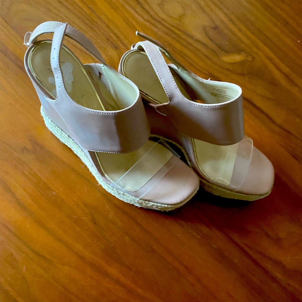 Jessica Simpson’s wedges
